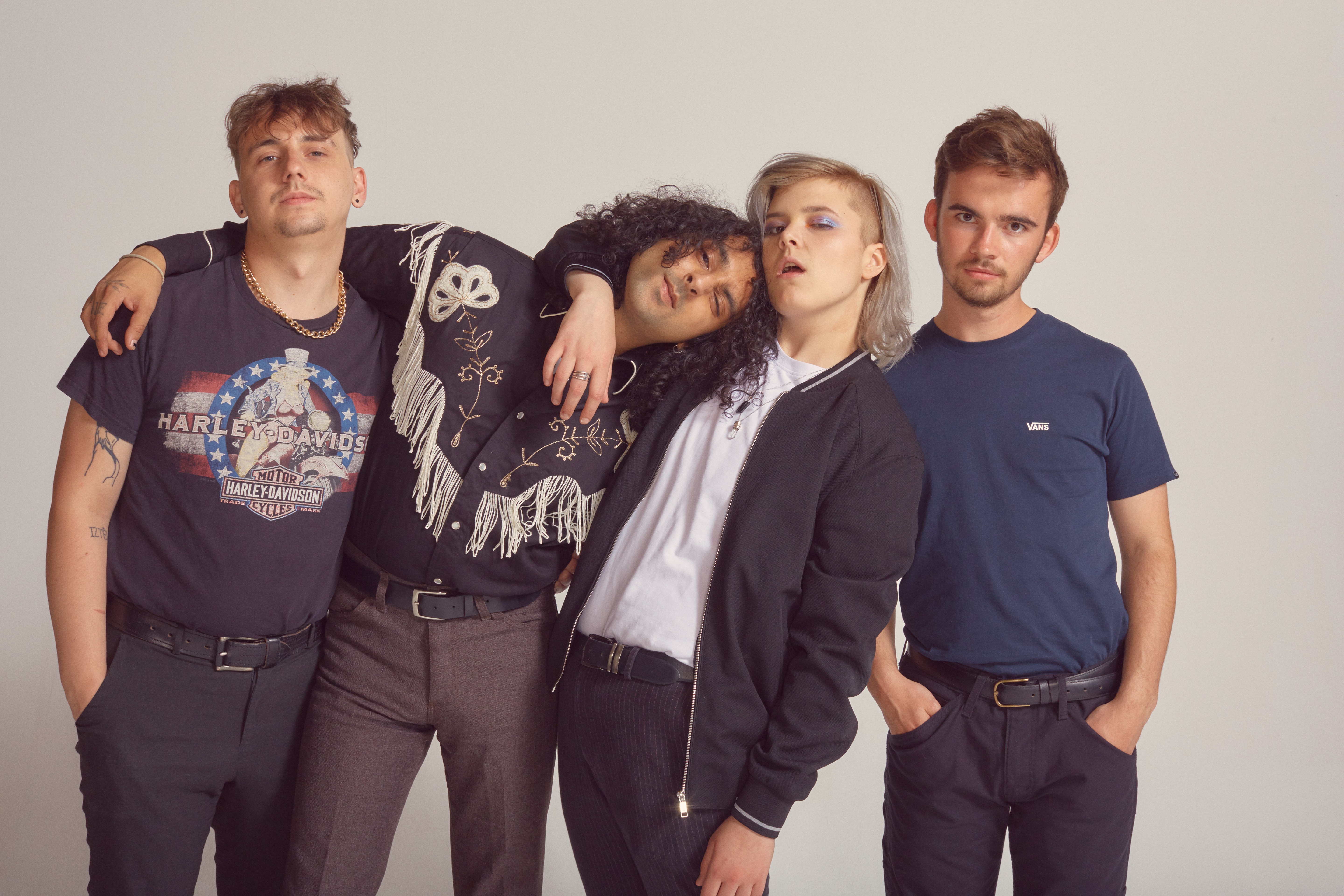 INTERVIEW – Fee From BLOXX Talks About ‘Lie Out Loud’