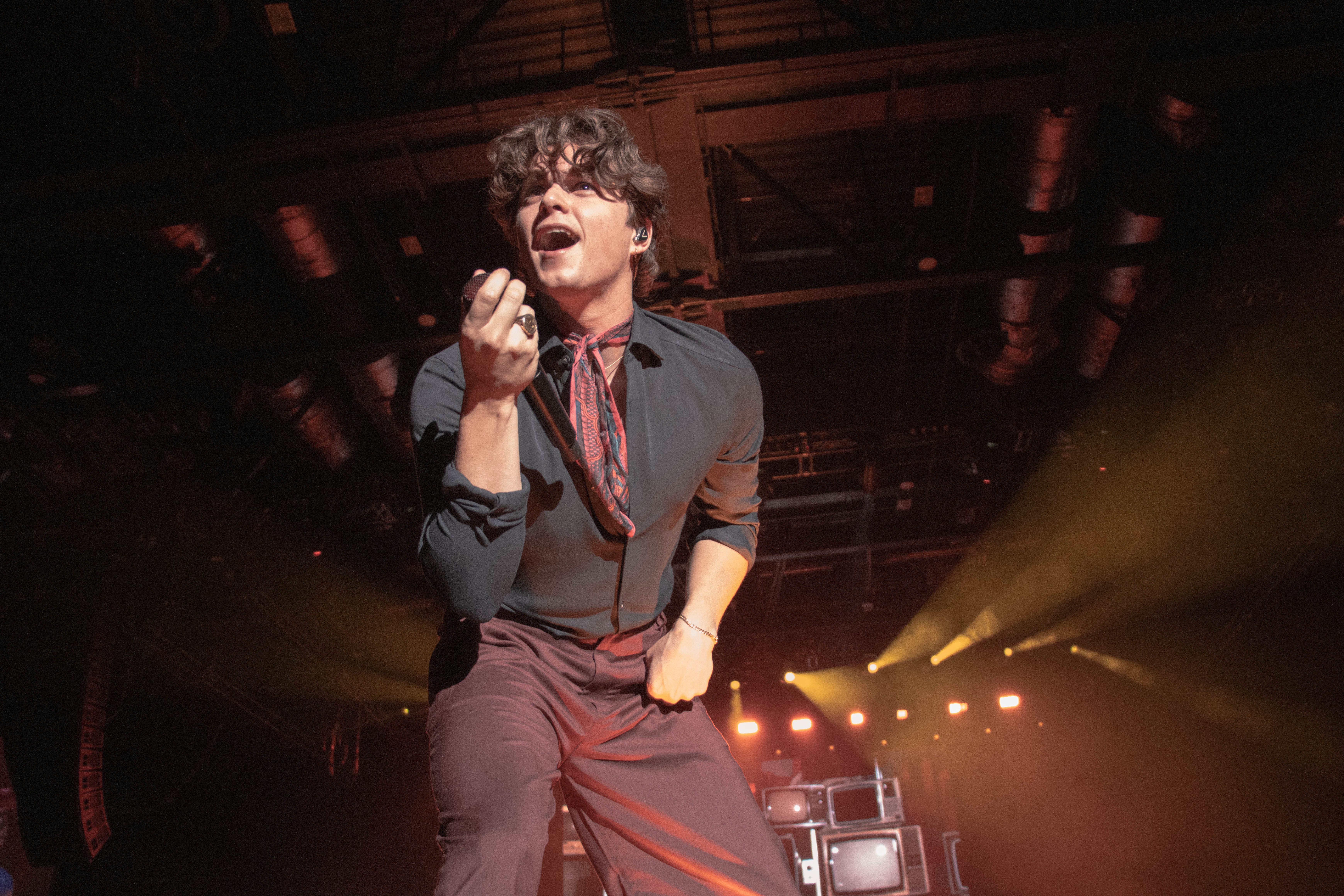 REVIEW – The Vamps Celebrate 10 Years In Cardiff!