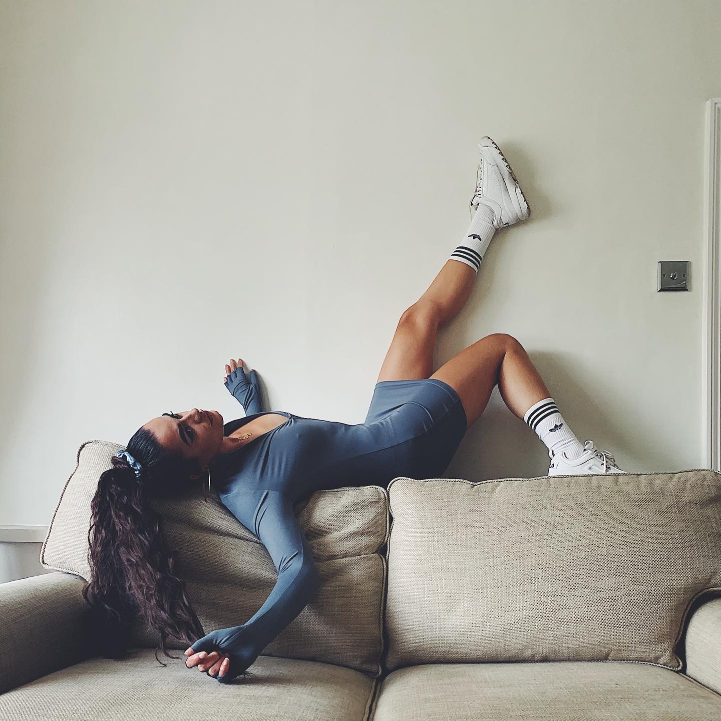 Gaby K Releases ‘Ain’t Worth the Fight’