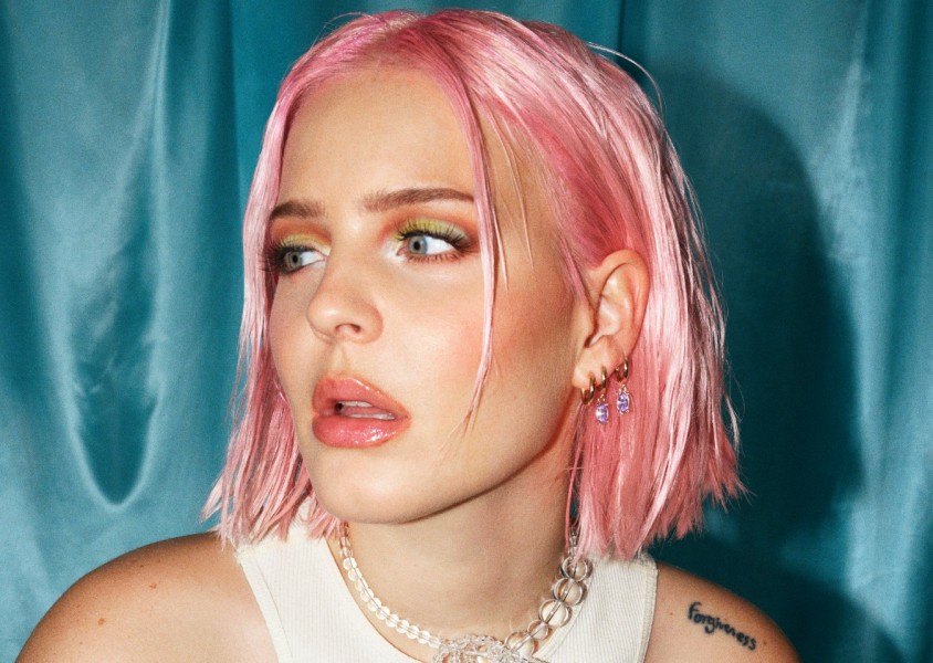 REVIEW – Anne-Marie Releases New Album ‘Therapy’