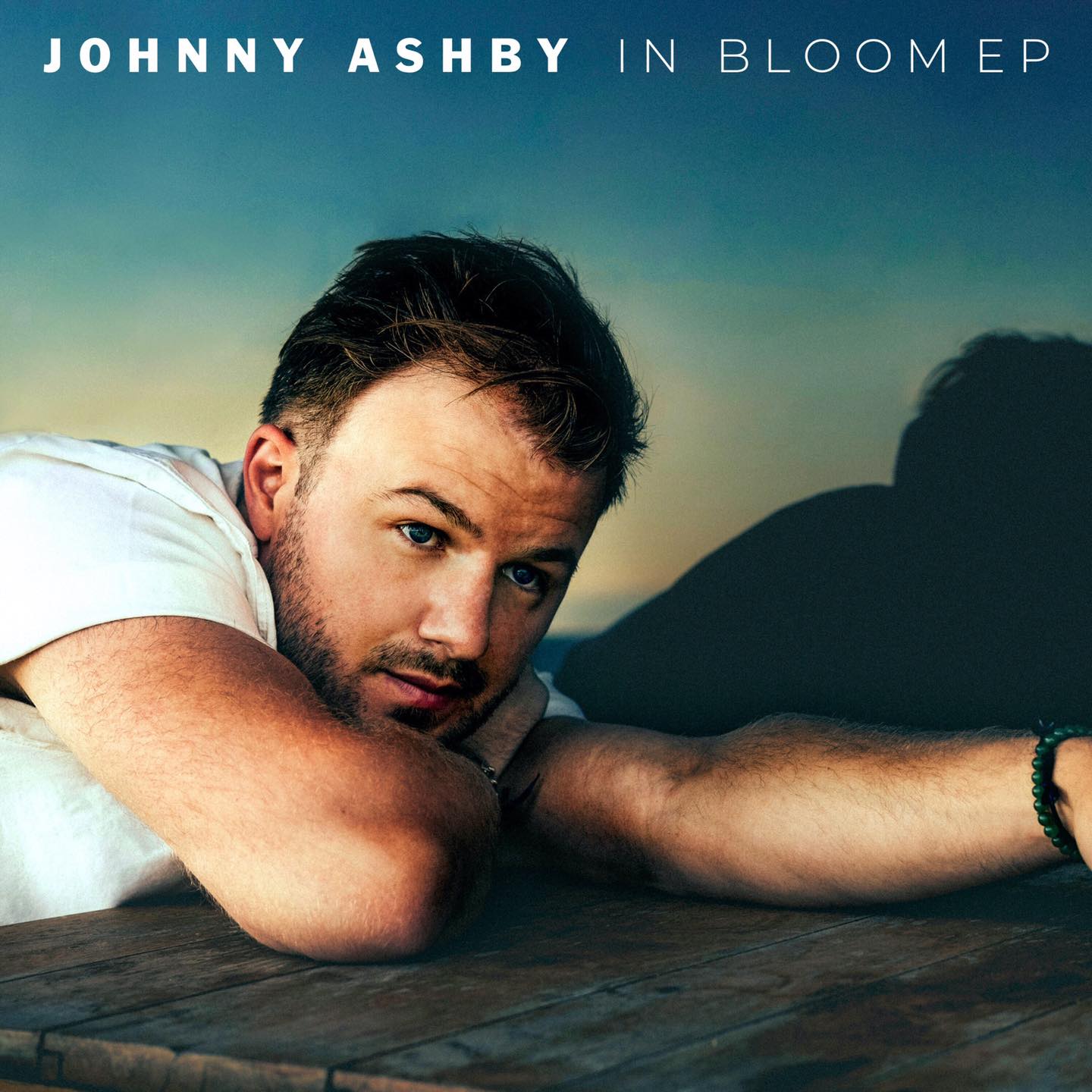 REVIEW: Johnny Ashby Releases New EP ‘In Bloom’