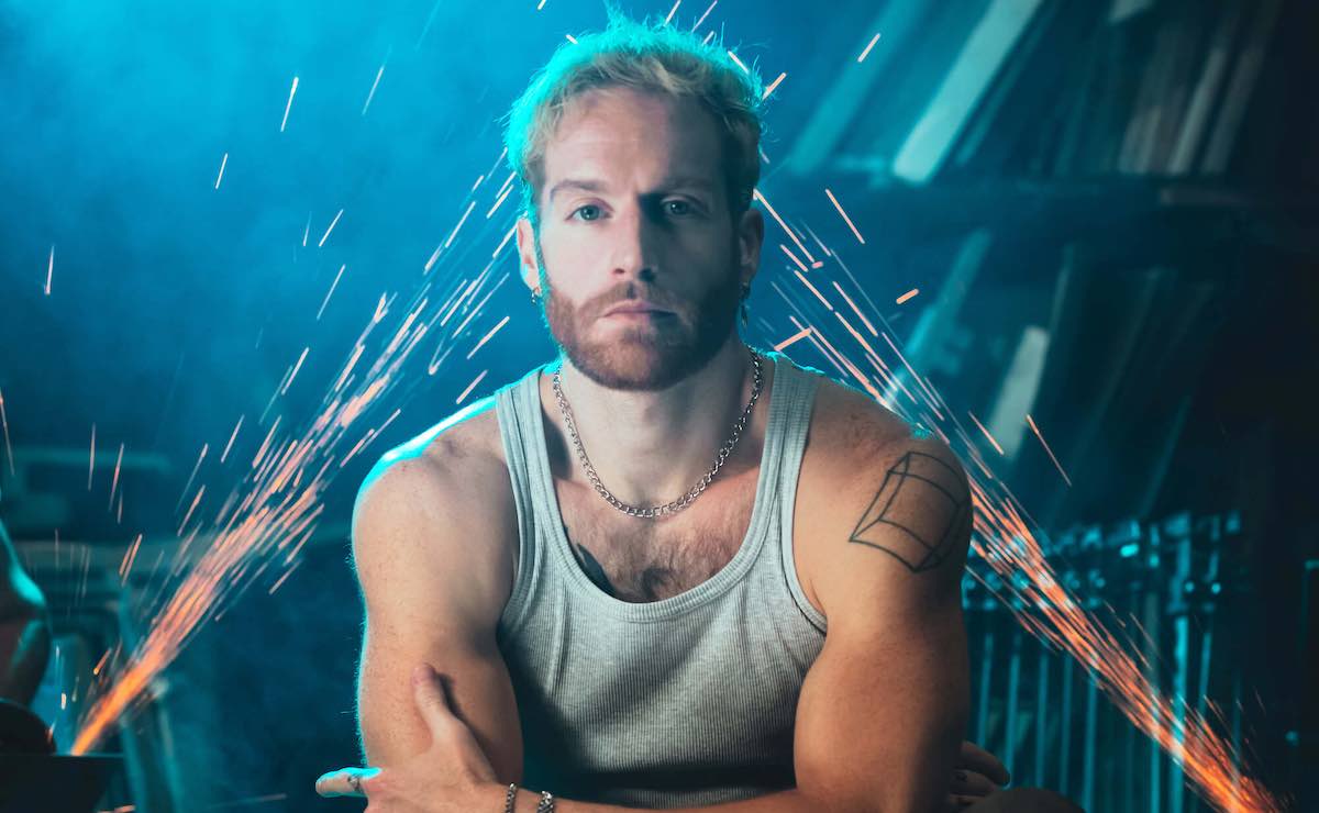 Tim Young Releases Beautiful Ballad ‘Supernova’