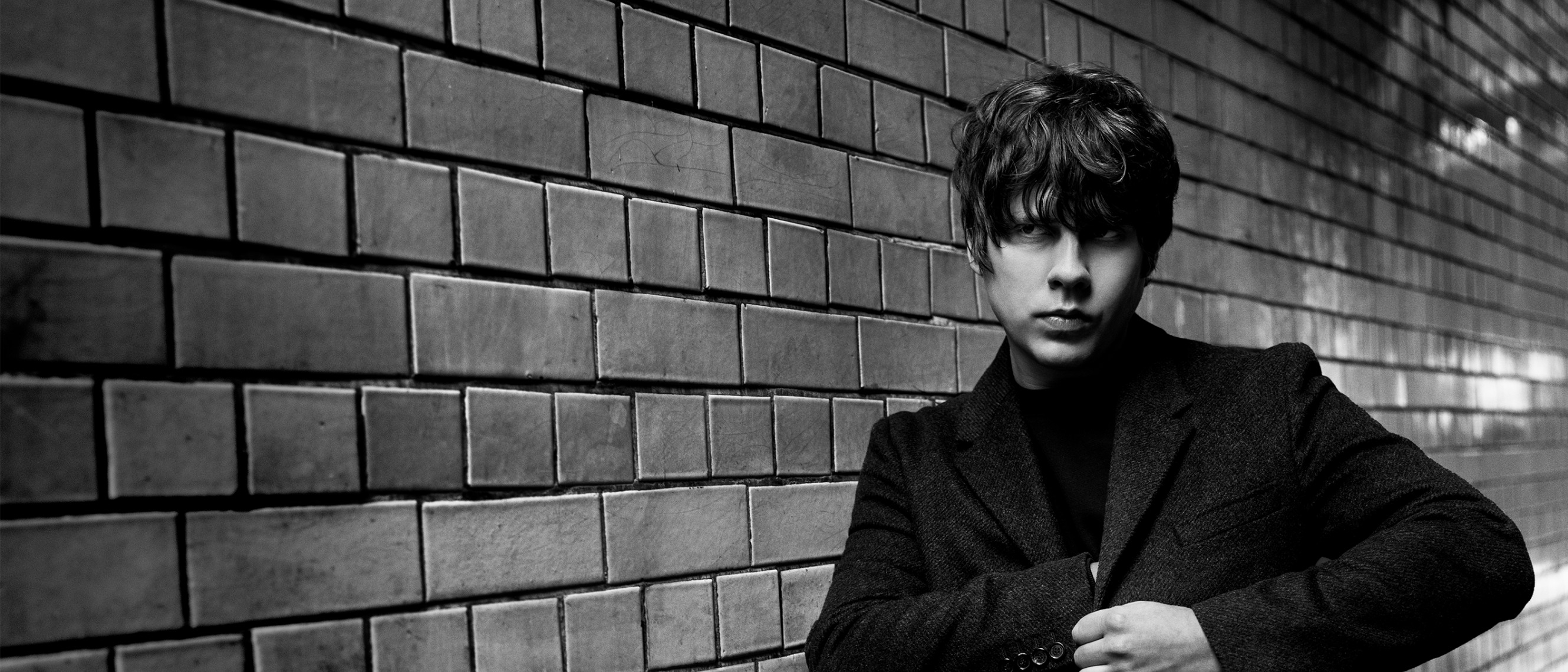 Jake Bugg Releases New Track “I Wrote The Book”