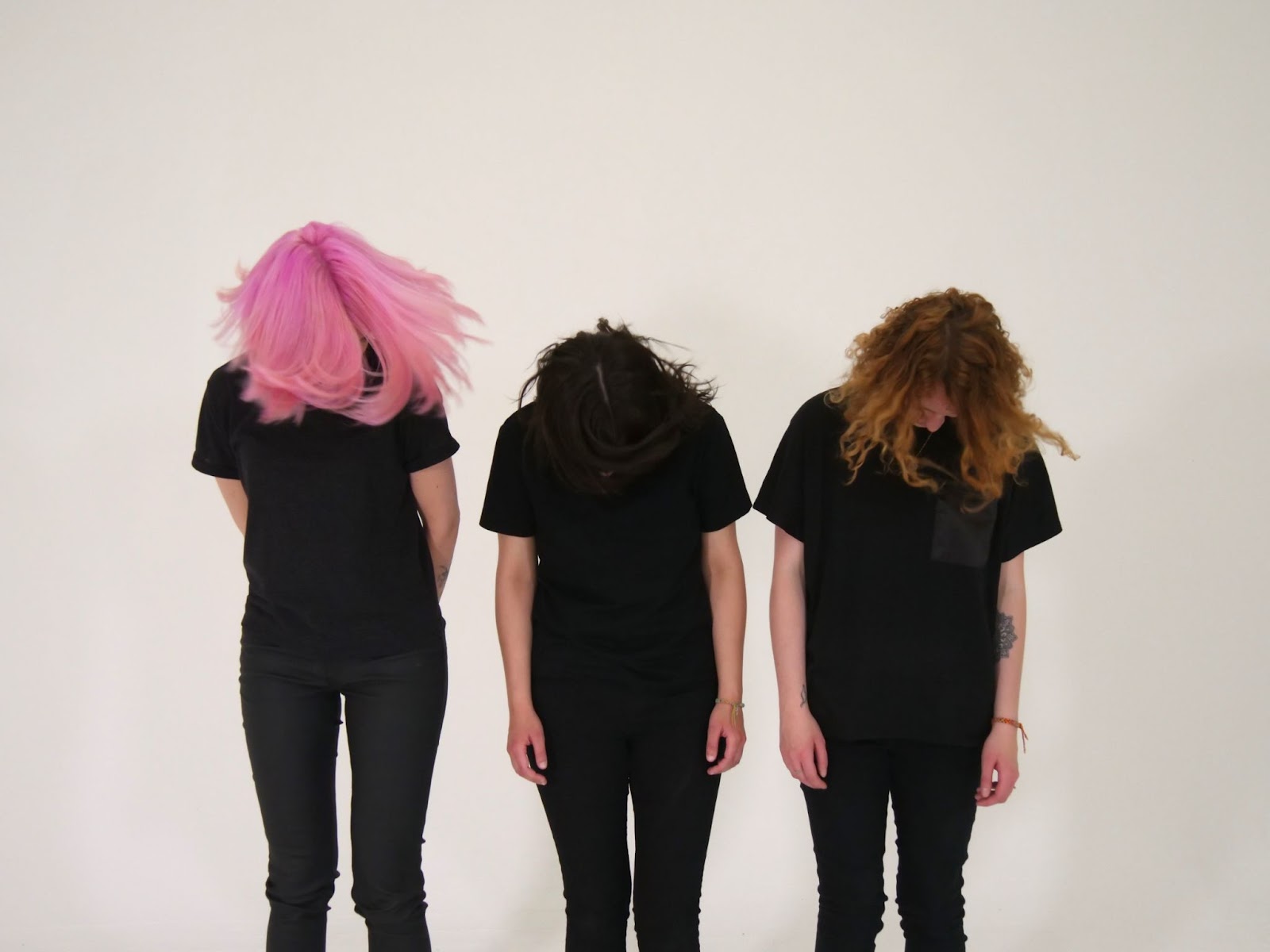 BERRIES Release New Single ‘We Are Machines’